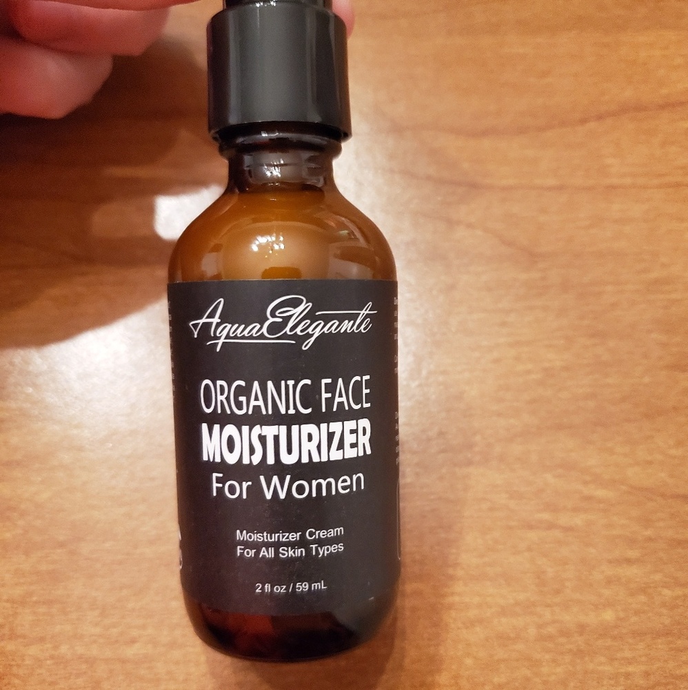 Aqua Elegante Organic Face Moisturizer